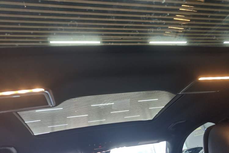 Used Mercedes-Benz GLC 2020 GLC 300 L 4MATIC Dynamic Edition Headliner