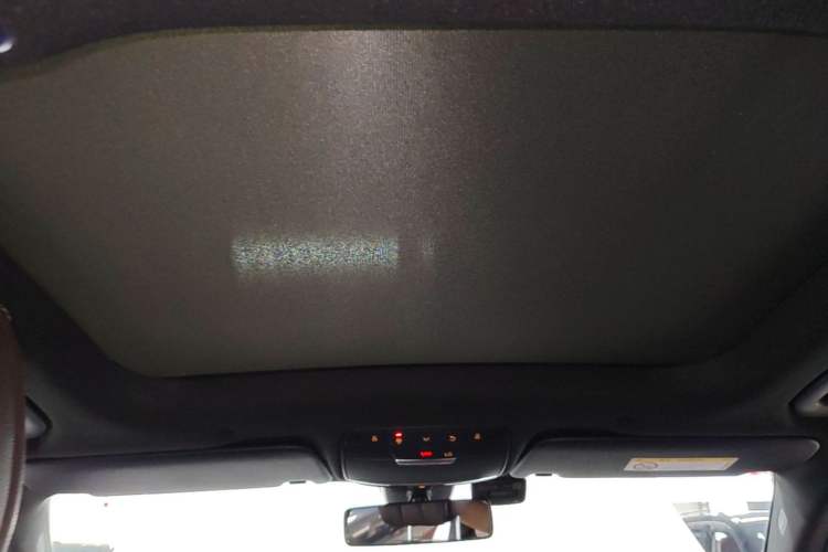 Used Mercedes-Benz GLC 2020 Facelift GLC 260 L 4MATIC Luxury Edition Headliner