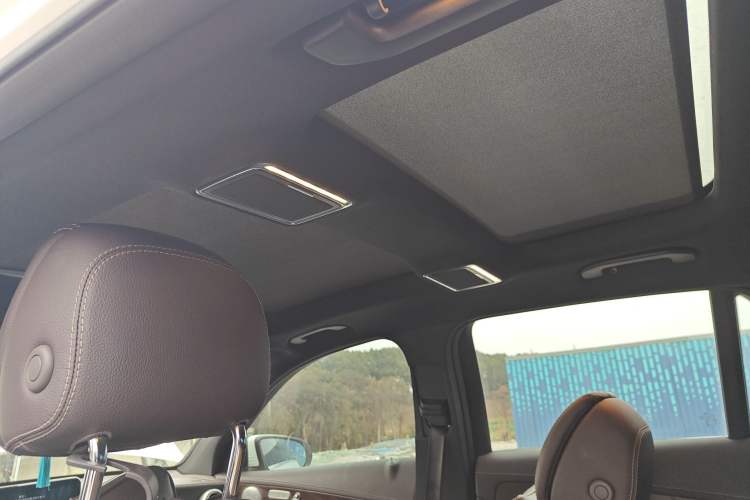 Used Mercedes-Benz GLC 2020 Facelift GLC 300 L 4MATIC Dynamic Edition Headliner