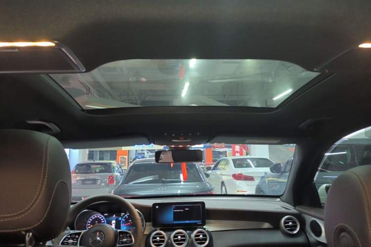 Used Mercedes-Benz GLC 2020 Facelifted GLC 260 L 4MATIC Dynamic Edition Headliner