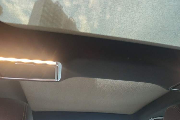 Used Mercedes-Benz GLC 2020 GLC 260 L 4MATIC Dynamic Model Headliner