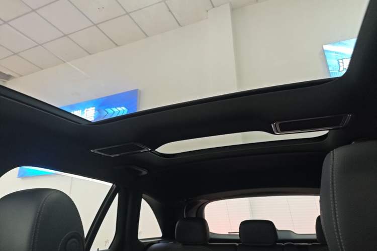 Used Mercedes-Benz GLC 2020 GLC 260 L 4MATIC Dynamic Model Headliner