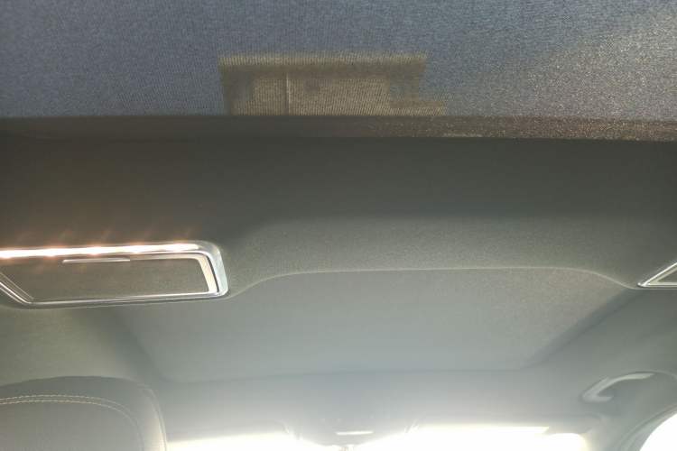 Used Mercedes-Benz GLC 2020 GLC 260 L 4MATIC Luxury Model Headliner