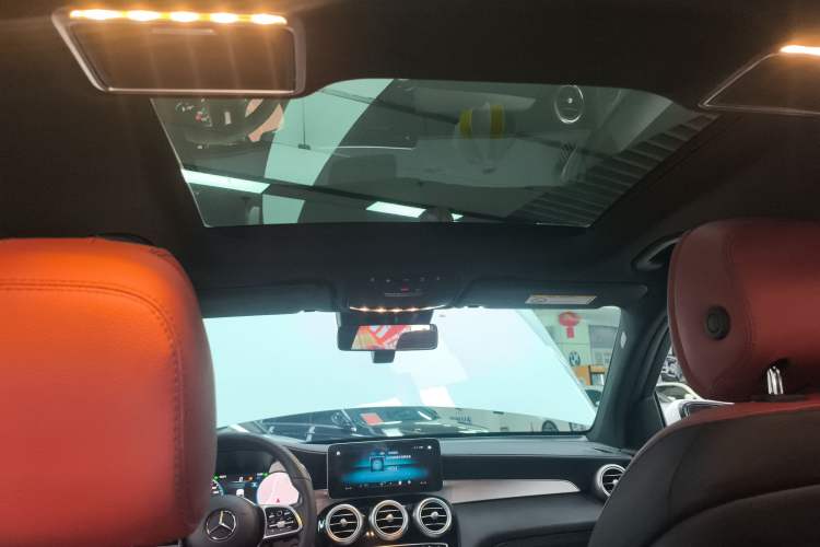 Used Mercedes-Benz GLC 2020 Facelift GLC 300 L 4MATIC Dynamic Edition Headliner