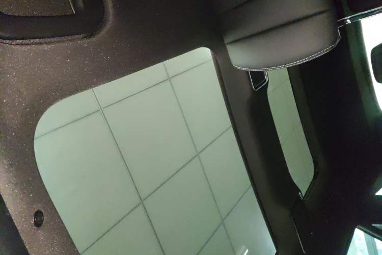 Used Mercedes-Benz GLC 2020 GLC 300 L 4MATIC Dynamic Edition Headliner