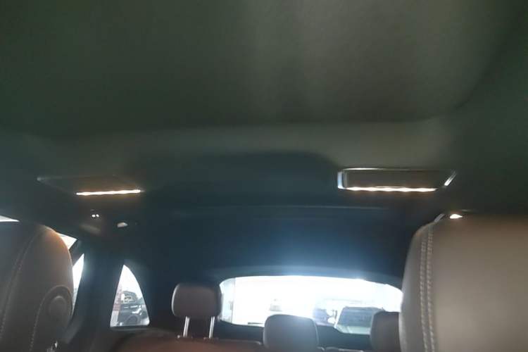 Used Mercedes-Benz GLC 2020 Facelifted GLC 260 L 4MATIC Dynamic Edition Headliner