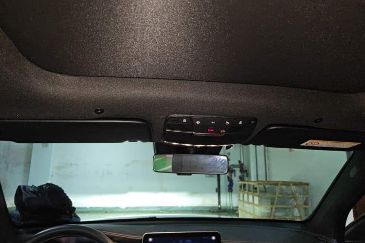 Used Mercedes-Benz GLC 2020 Facelift GLC 300 L 4MATIC Dynamic Edition Headliner