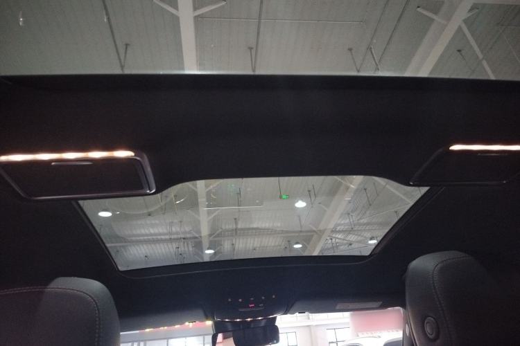 Used Mercedes-Benz GLC 2020 Facelift GLC 300 L 4MATIC Dynamic Edition Headliner