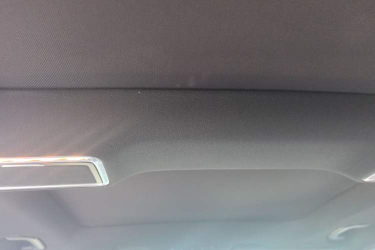 Used Mercedes-Benz GLC 2020 Facelifted GLC 260 L 4MATIC Dynamic Edition Headliner