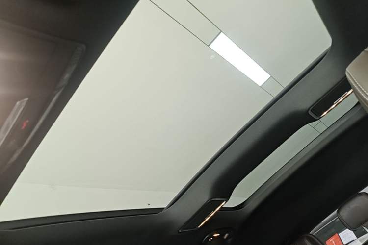 Used Mercedes-Benz GLC 2020 GLC 300 L 4MATIC Luxury Model Headliner