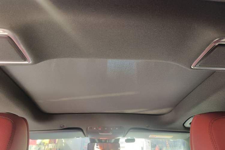 Used Mercedes-Benz GLC 2020 Facelift GLC 300 L 4MATIC Dynamic Edition Headliner