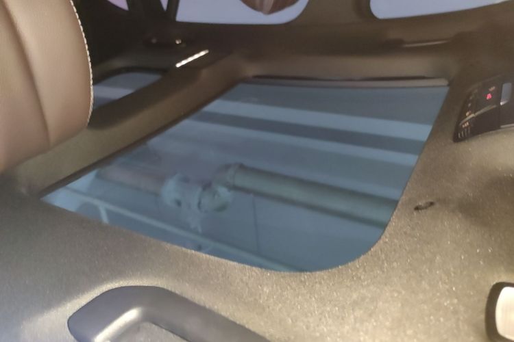 Used Mercedes-Benz GLC 2020 Facelift GLC 260 L 4MATIC Luxury Edition Headliner