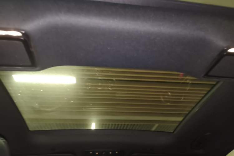 Used Mercedes-Benz GLC 2020 Facelift GLC 260 L 4MATIC Luxury Edition Headliner