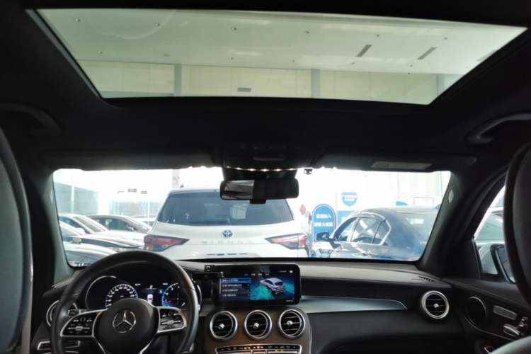 Used Mercedes-Benz GLC 2020 Facelift GLC 300 L 4MATIC Dynamic Edition Headliner