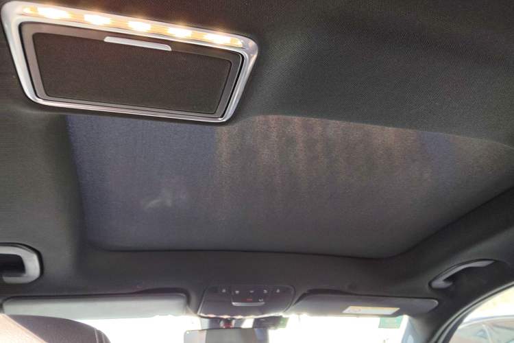 Used Mercedes-Benz GLC 2020 GLC 260 L 4MATIC Dynamic Model Headliner