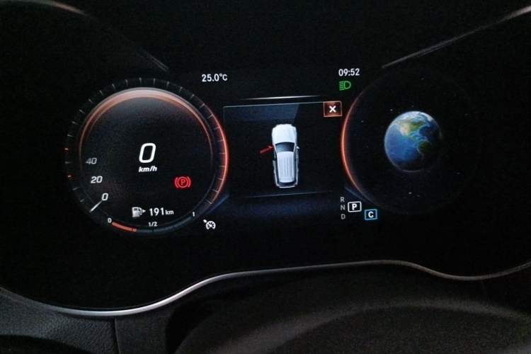 Used Mercedes-Benz GLC 2020 Facelift GLC 260 L 4MATIC Luxury Edition Instrument Cluster