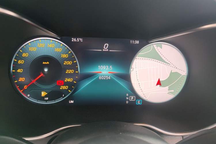 Used Mercedes-Benz GLC 2020 Facelift GLC 260 L 4MATIC Luxury Edition Instrument Cluster