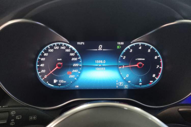 Used Mercedes-Benz GLC 2020 GLC 260 L 4MATIC Luxury Model Instrument Cluster