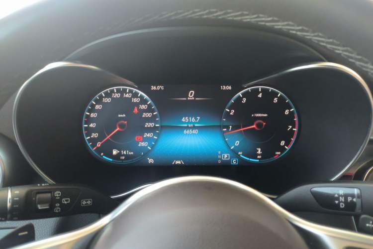 Used Mercedes-Benz GLC 2020 GLC 300 L 4MATIC Luxury Model Instrument Cluster