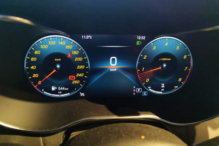 Used Mercedes-Benz GLC 2020 Facelifted GLC 260 L 4MATIC Dynamic Edition Instrument Cluster