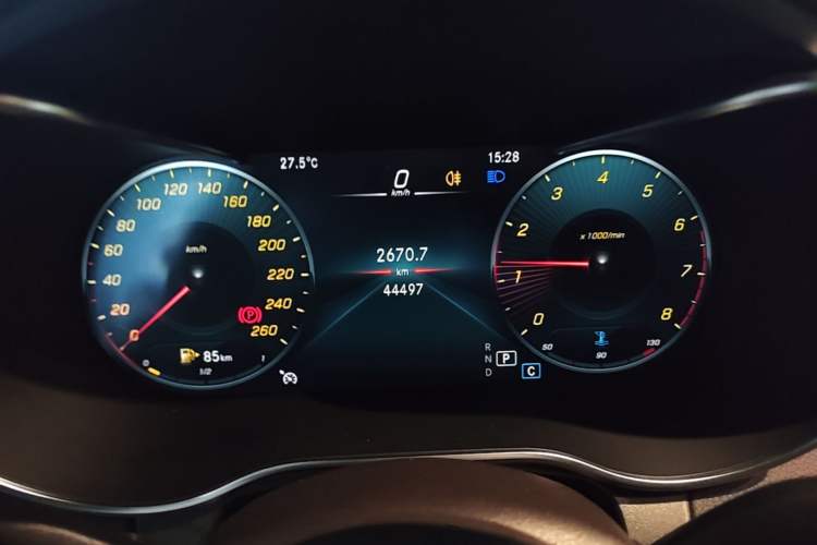 Used Mercedes-Benz GLC 2020 Facelift GLC 260 L 4MATIC Luxury Edition Instrument Cluster