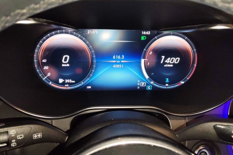Used Mercedes-Benz GLC 2020 GLC 260 L 4MATIC Luxury Model Instrument Cluster