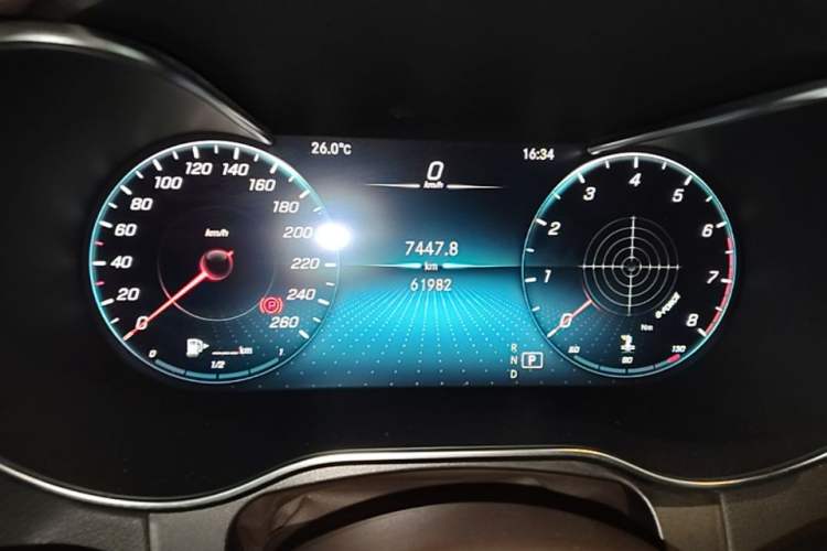 Used Mercedes-Benz GLC 2020 GLC 260 L 4MATIC Luxury Model Instrument Cluster