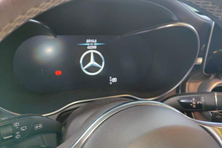 Used Mercedes-Benz GLC 2020 GLC 300 L 4MATIC AMG-Line Instrument Cluster