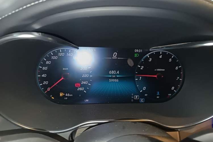 Used Mercedes-Benz GLC 2020 GLC 260 L 4MATIC Luxury Model Instrument Cluster