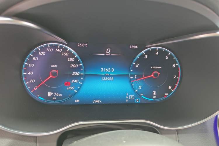 Used Mercedes-Benz GLC 2020 GLC 300 L 4MATIC Luxury Model Instrument Cluster