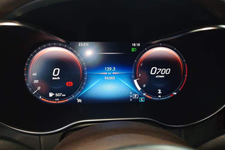 Used Mercedes-Benz GLC 2020 Facelifted GLC 260 L 4MATIC Dynamic Edition Instrument Cluster