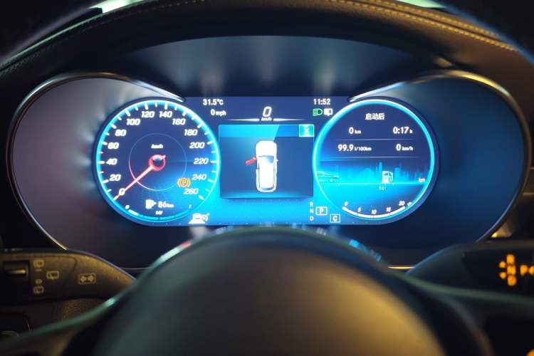 Used Mercedes-Benz GLC 2020 Facelifted GLC 260 L 4MATIC Dynamic Edition Instrument Cluster