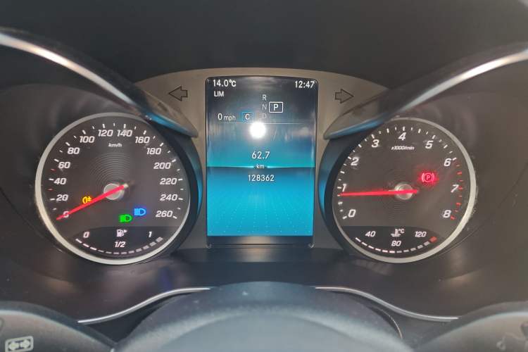 Used Mercedes-Benz GLC 2020 GLC 260 L 4MATIC Dynamic Model Instrument Cluster