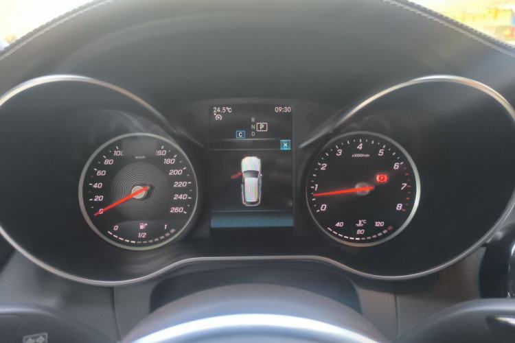 Used Mercedes-Benz GLC 2020 GLC 260 L 4MATIC Dynamic Model Instrument Cluster