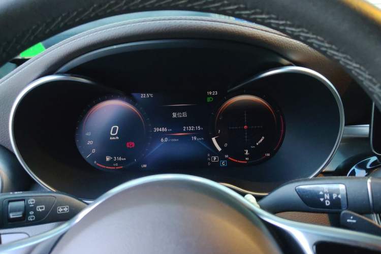 Used Mercedes-Benz GLC 2020 Facelifted GLC 260 L 4MATIC Dynamic Edition Instrument Cluster