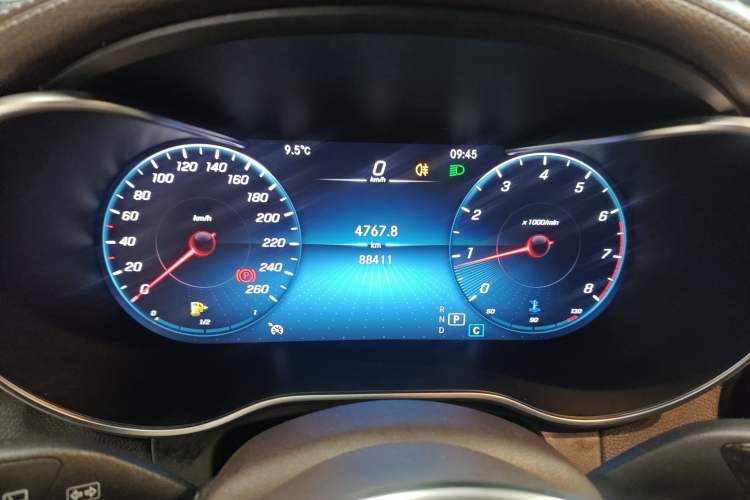 Used Mercedes-Benz GLC 2020 Facelifted GLC 260 L 4MATIC Dynamic Edition Instrument Cluster