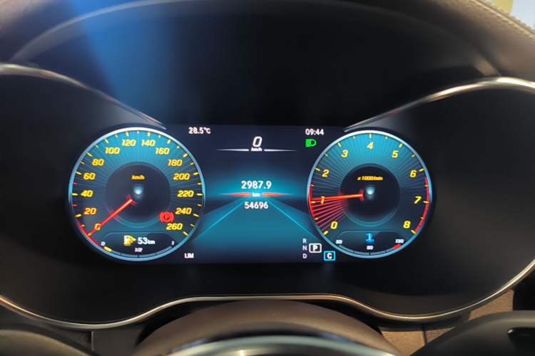Used Mercedes-Benz GLC 2020 Facelifted GLC 260 L 4MATIC Dynamic Edition Instrument Cluster