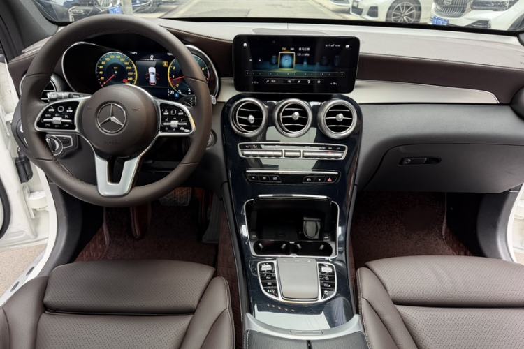 Used Mercedes-Benz GLC 2020 Facelifted GLC 260 L 4MATIC Dynamic Edition Instrument Cluster