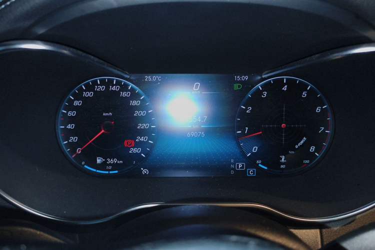 Used Mercedes-Benz GLC 2020 Facelift GLC 260 L 4MATIC Luxury Edition Instrument Cluster