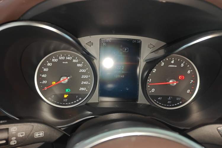 Used Mercedes-Benz GLC 2020 GLC 260 L 4MATIC Dynamic Model Instrument Cluster
