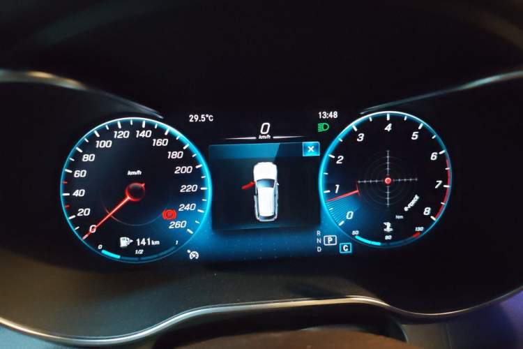 Used Mercedes-Benz GLC 2020 GLC 260 L 4MATIC Luxury Model Instrument Cluster