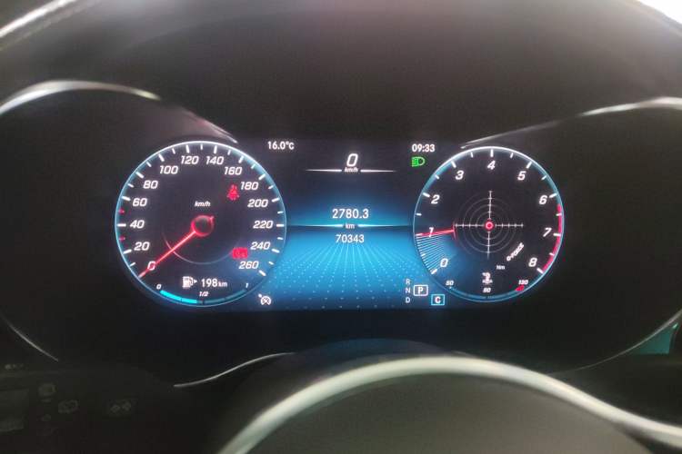 Used Mercedes-Benz GLC 2020 GLC 260 L 4MATIC Luxury Model Instrument Cluster