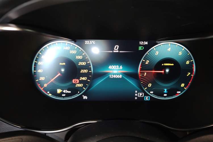 Used Mercedes-Benz GLC 2020 Facelifted GLC 260 L 4MATIC Dynamic Edition Instrument Cluster