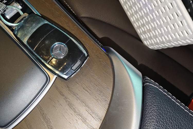 Used Mercedes-Benz GLC 2020 Facelift GLC 300 L 4MATIC Dynamic Edition Interior 1