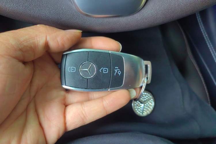 Used Mercedes-Benz GLC 2020 Facelift GLC 260 L 4MATIC Luxury Edition Interior 1