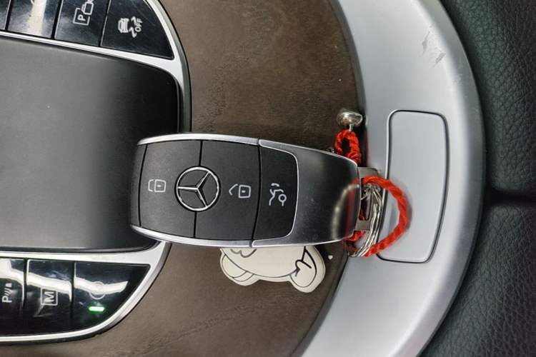 Used Mercedes-Benz GLC 2020 GLC 300 L 4MATIC Dynamic Edition Interior 1