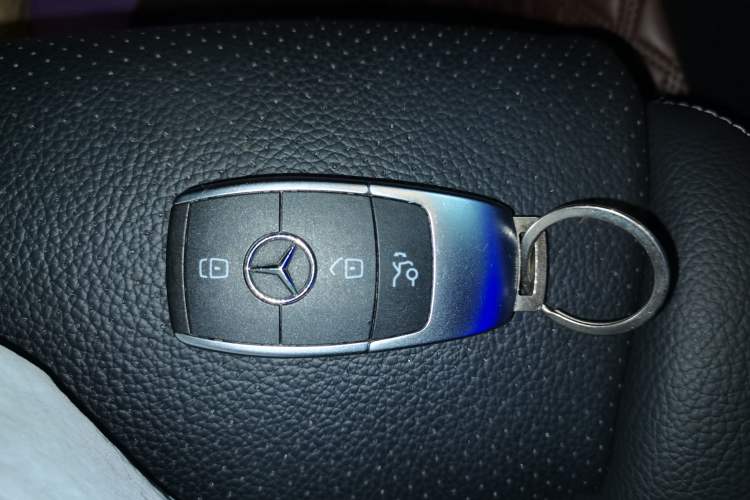 Used Mercedes-Benz GLC 2020 GLC 300 L 4MATIC Dynamic Edition Interior 1