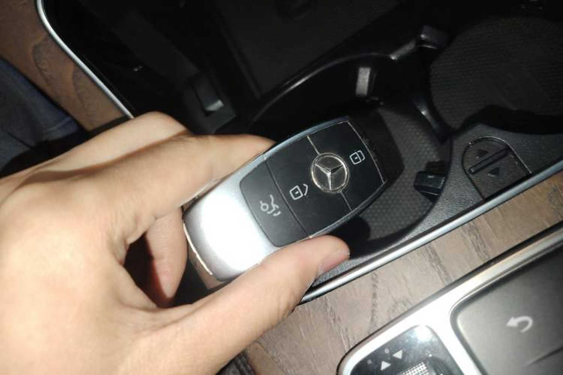 Used Mercedes-Benz GLC 2020 Facelift GLC 300 L 4MATIC Dynamic Edition Interior 1