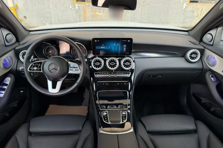 Used Mercedes-Benz GLC 2020 GLC 260 L 4MATIC Dynamic Model Interior 1