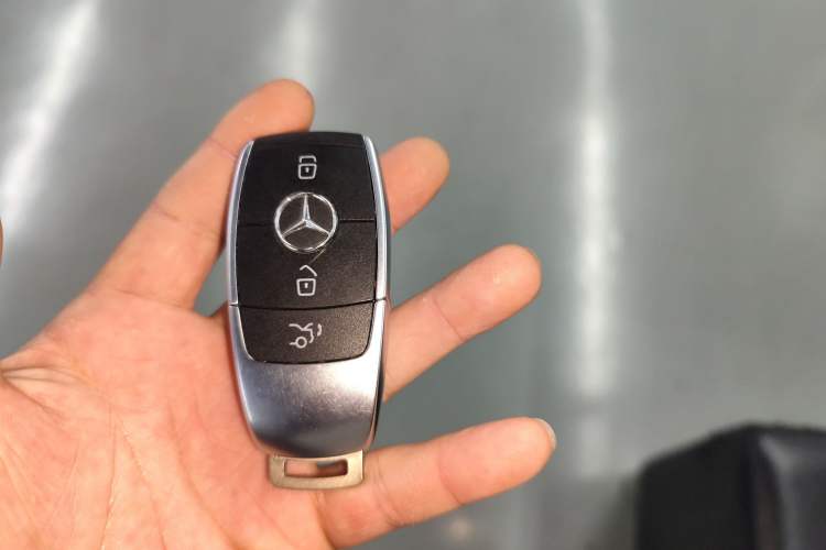 Used Mercedes-Benz GLC 2020 Facelift GLC 260 L 4MATIC Luxury Edition Interior 1